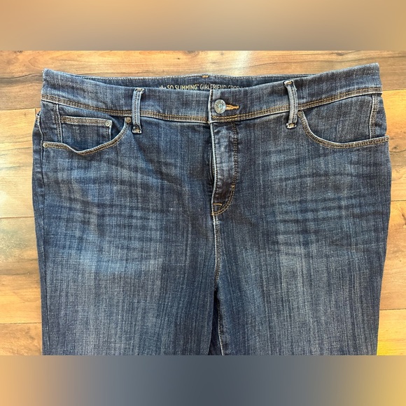 Chico’s So Slimming Girlfriend Crop Jeans Size 2 (≈12) Dark Wash - Picture 5 of 5